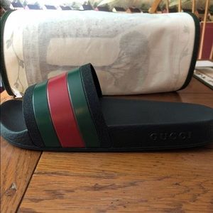 GUCCI PURSUIT 72 SLIDES *AUTHENTIC*